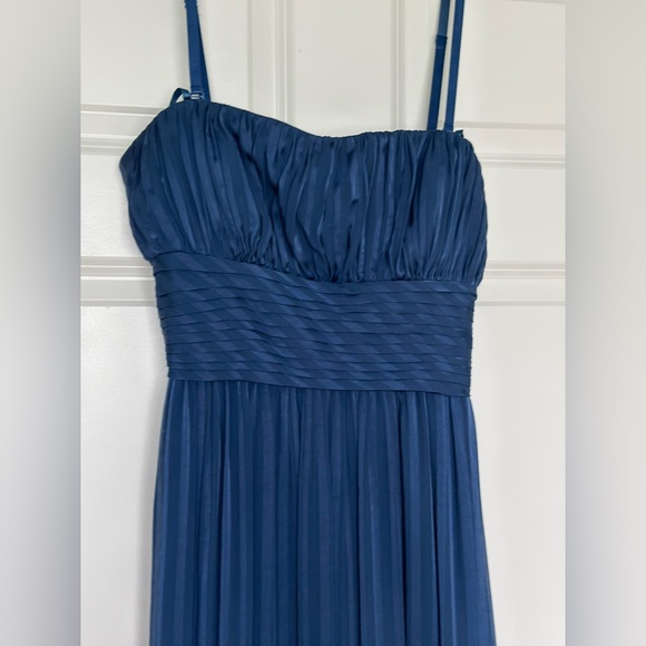 EUC | BCBG MaxAzria ink blue strapless 100% silk gown/PROM dress - Picture 6 of 10
